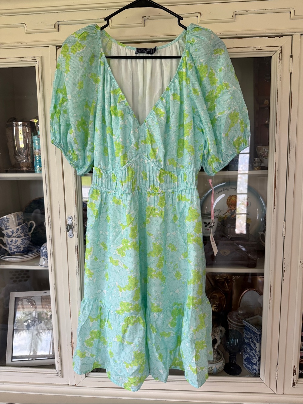 NWT Vineyard Vines Aqua and Lime Floral V-Neck Mini Dress